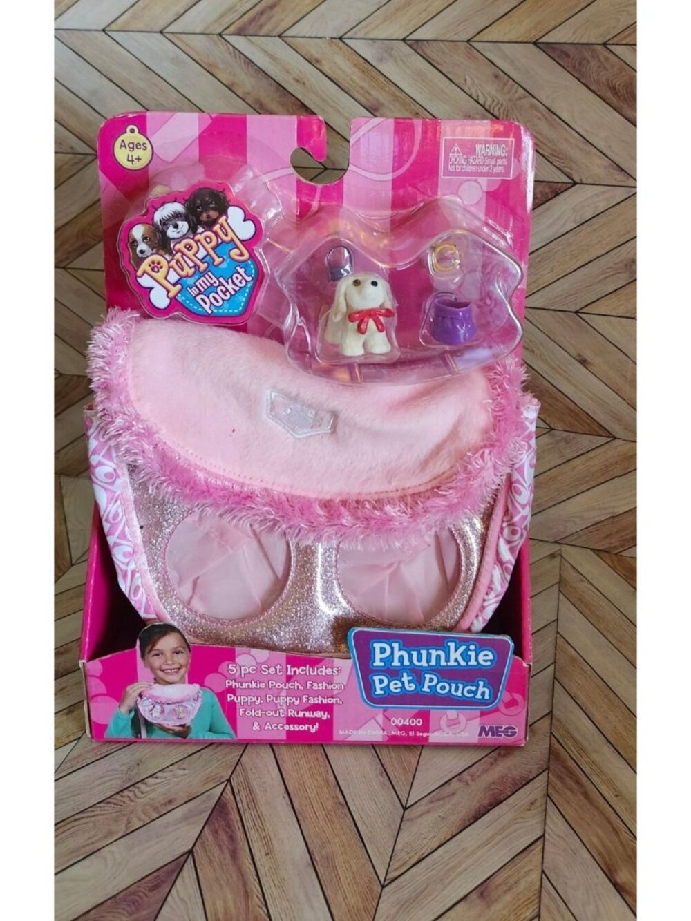 New Puppy in My Pocket Phunkie Pet Pouch Greta Afghan Fashionista Fashion Runway